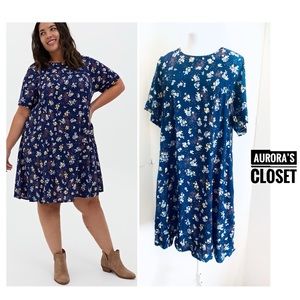 Torrid 0X Navy House Dress Leopard Floral Chaillis Mini Trapeze NWOT